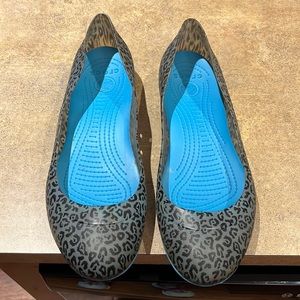 Women’s size 10 Crocs